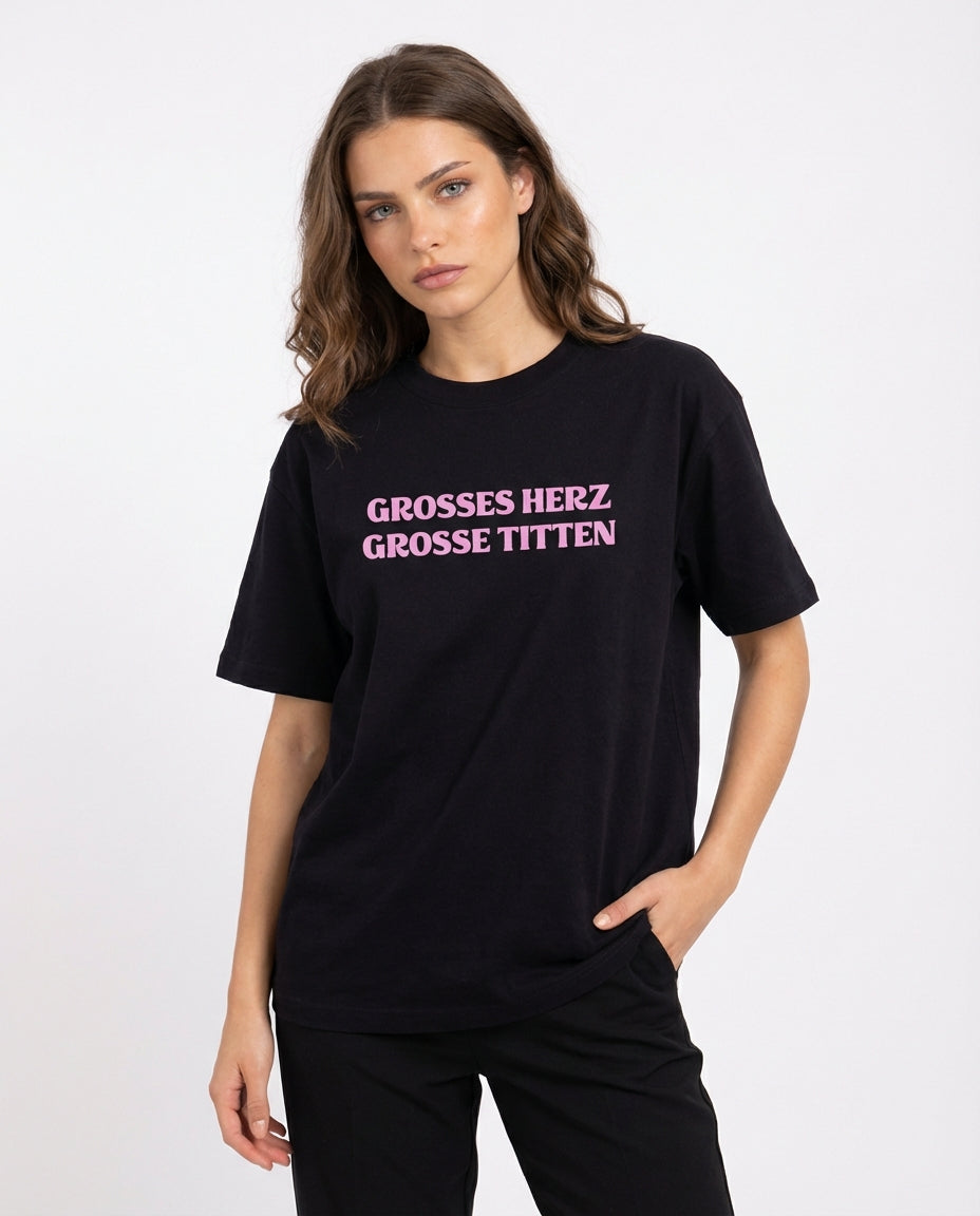 GROSSES HERZ GROSSE TITTEN